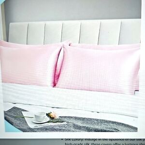 NWT Silk Satin Pink Pillow Cases Standard Size Set of 2 20x30
